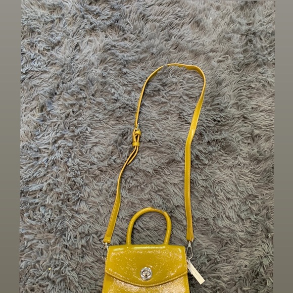 Urban outfitters mustard mini handbag - Picture 2 of 3